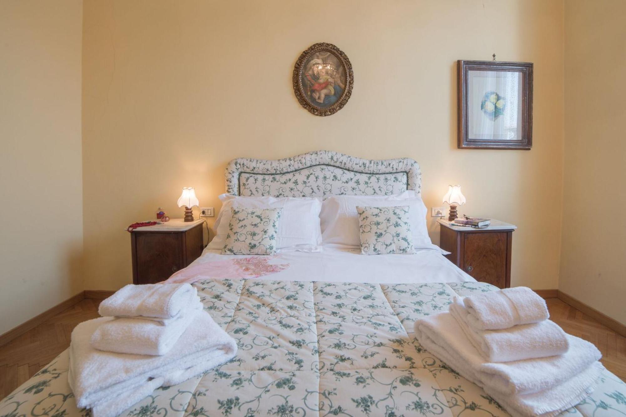 Italian Experience-Duomo Suite Florence Luaran gambar