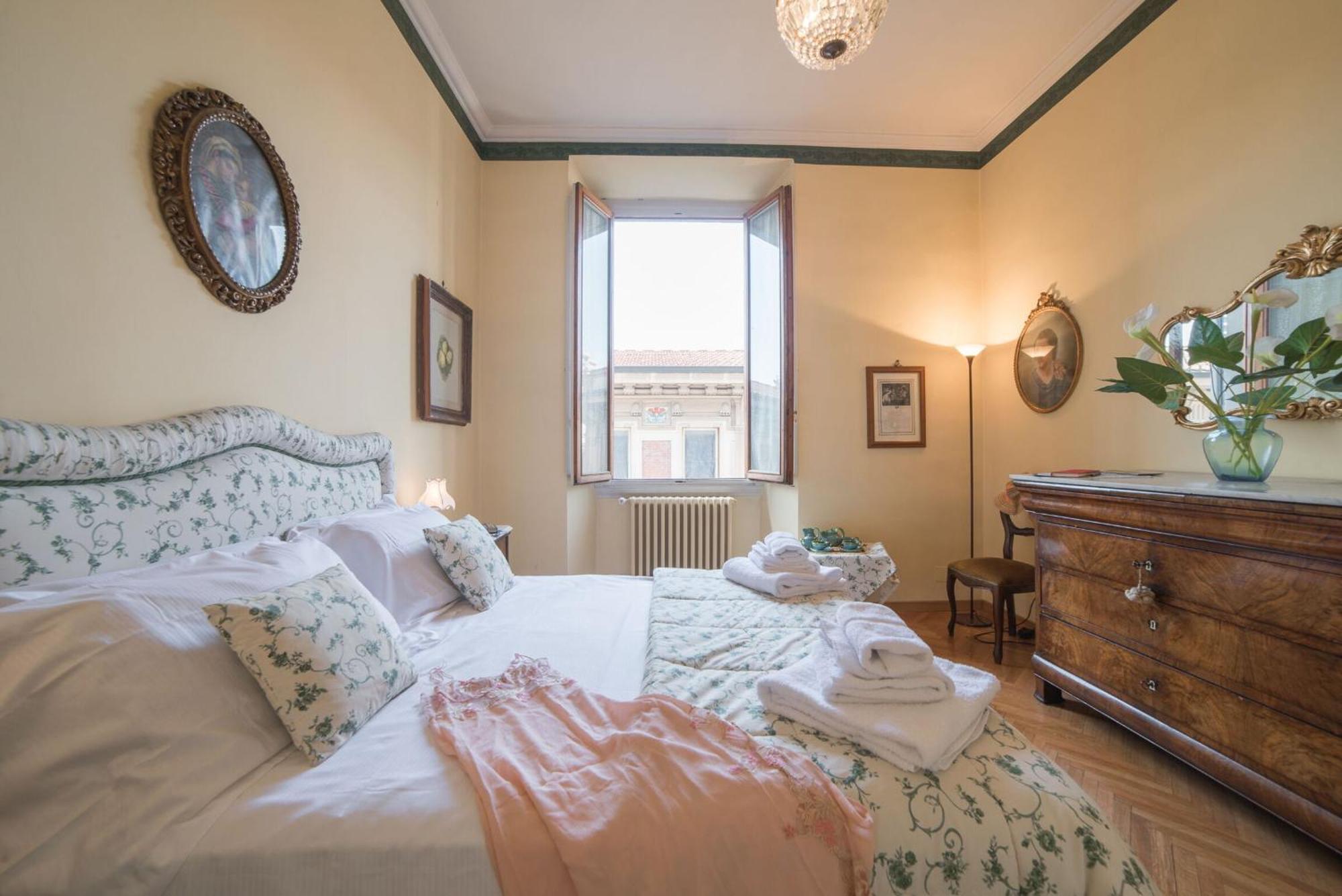 Italian Experience-Duomo Suite Florence Luaran gambar
